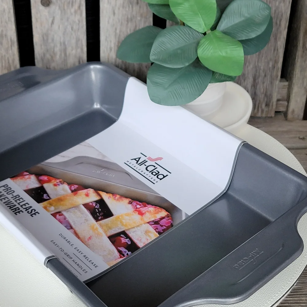 ALL CLAD pro release 13x9 bakeware
